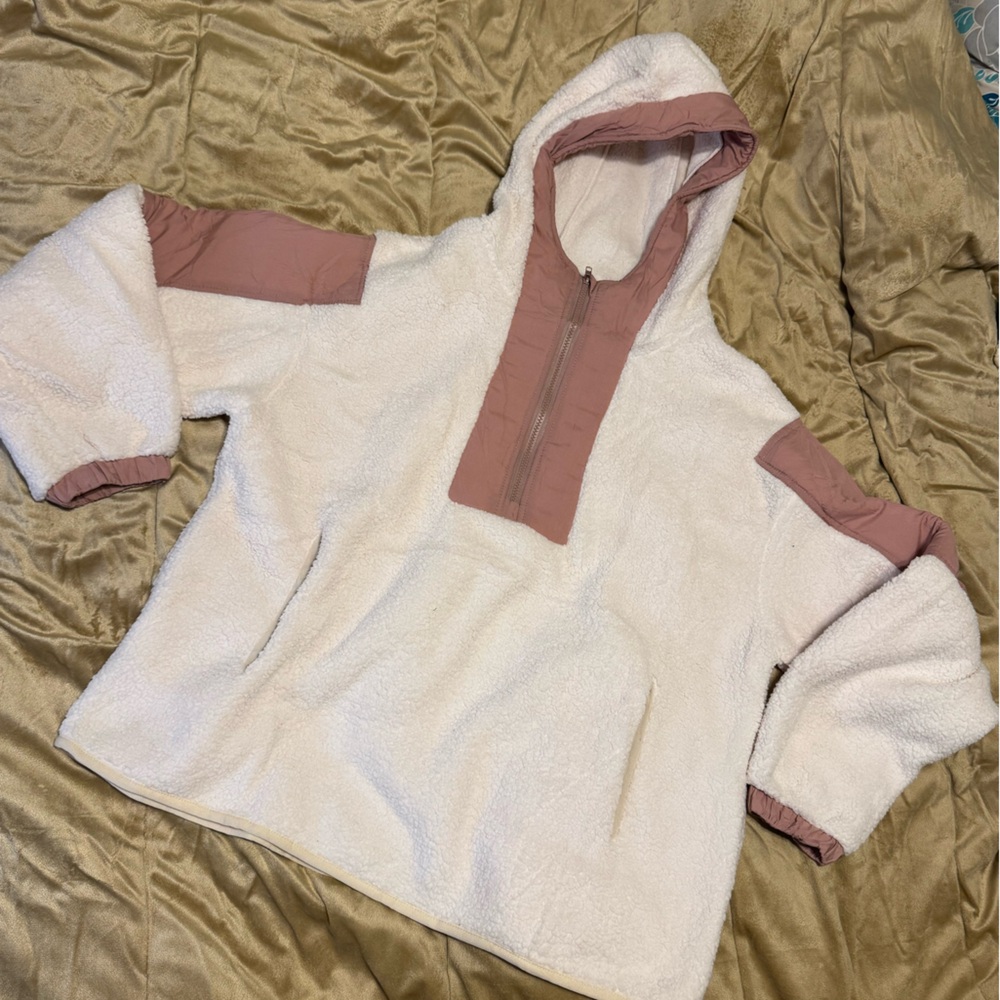 🤍 CREAM + BLUSH SHERPA HOODIE (FP-STYLE)
